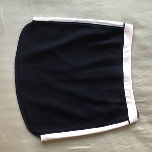 Gorgeous minimalist skirt